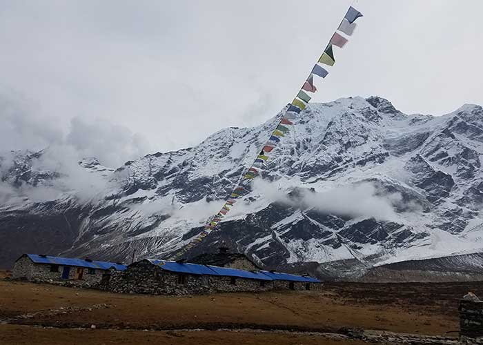 trek nepal tour du manaslu