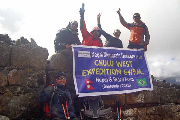 chulu-west-peak-climbing