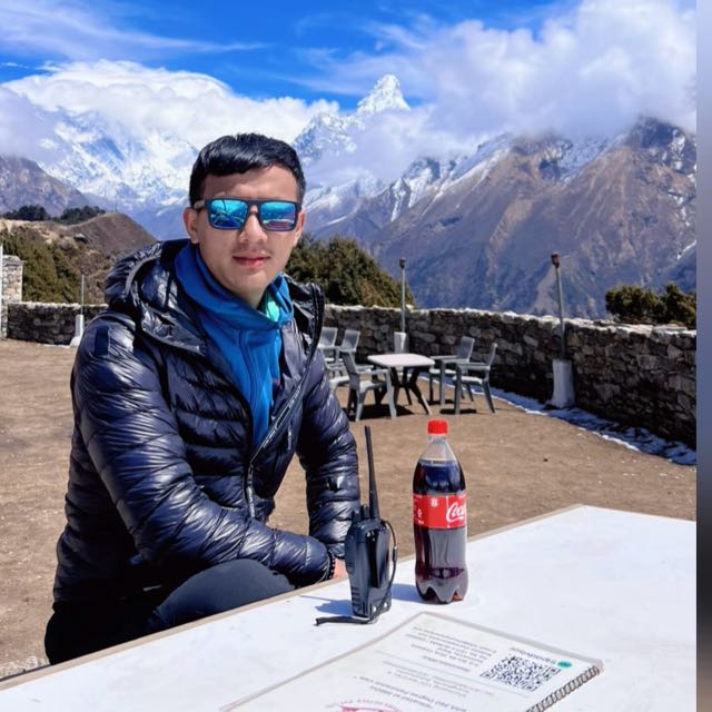 Ngatar sherpa trekking guide