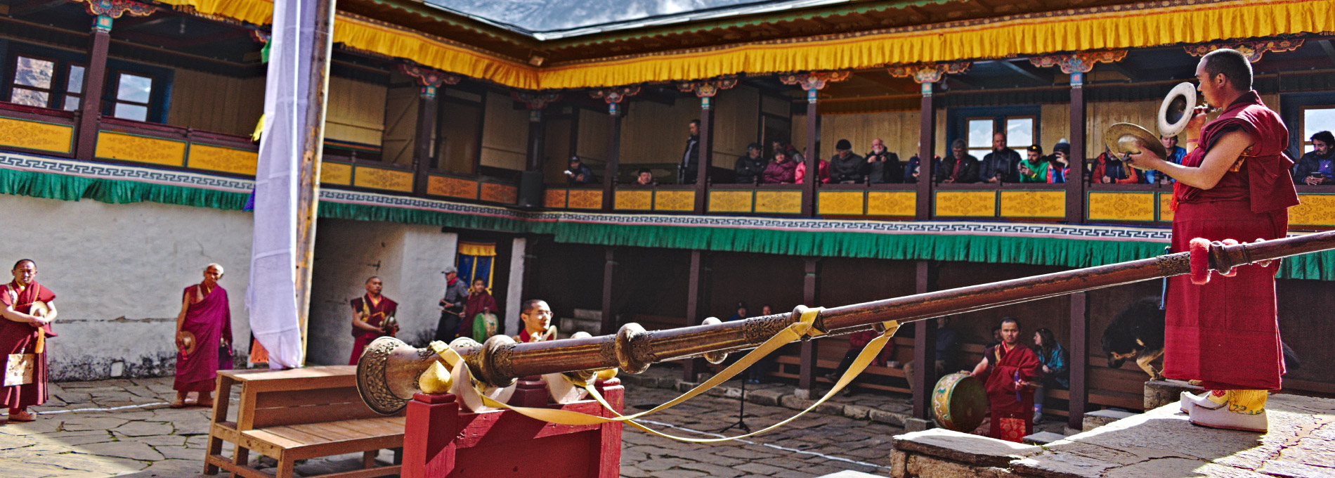 mani rimdu festival trek